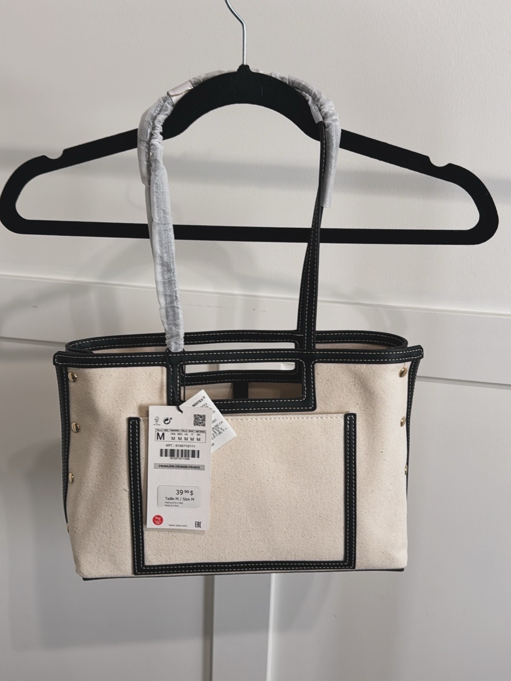 Zara Cream Canvas Shoulder Bag with Black Trim and Gold Studs